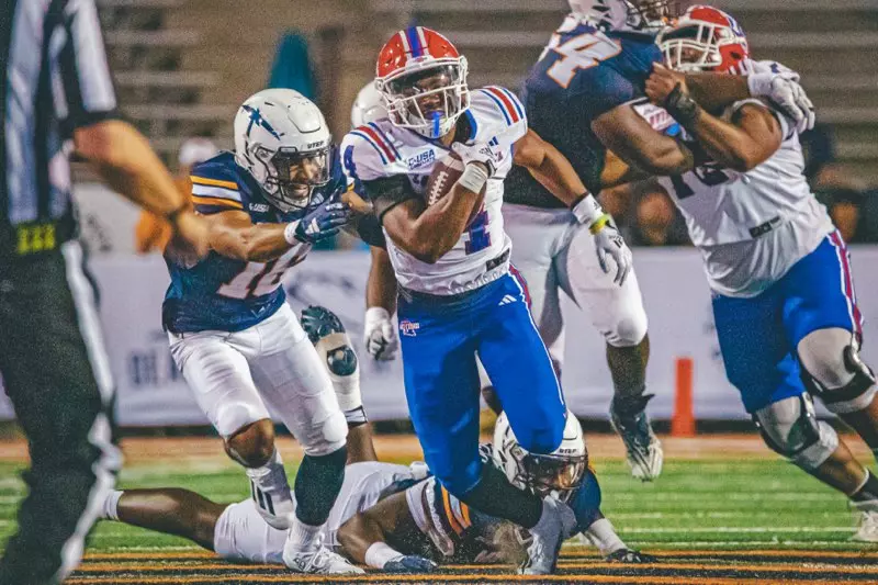Bulldogs battle Miners on Friday night