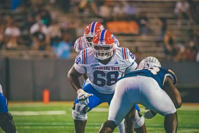 Bulldogs battle Miners on Friday night