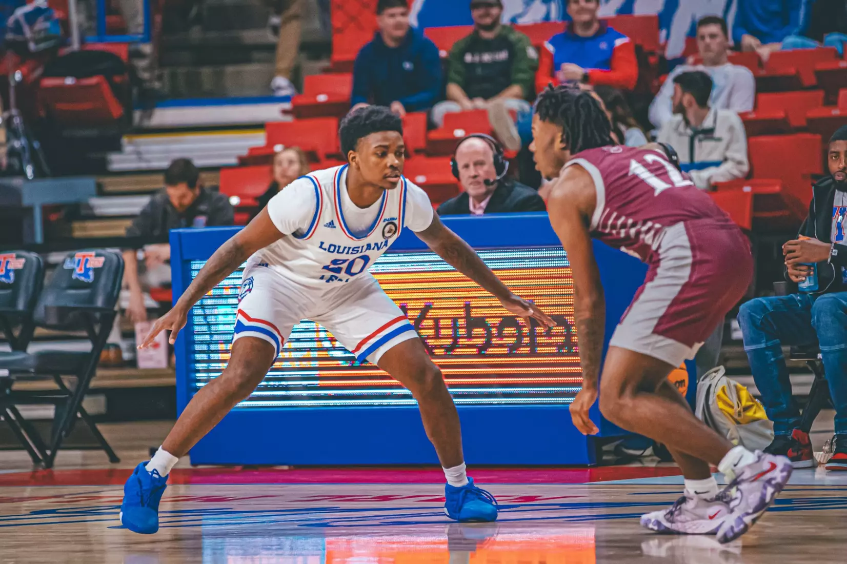 Bulldogs defeat Crusaders, 96-55