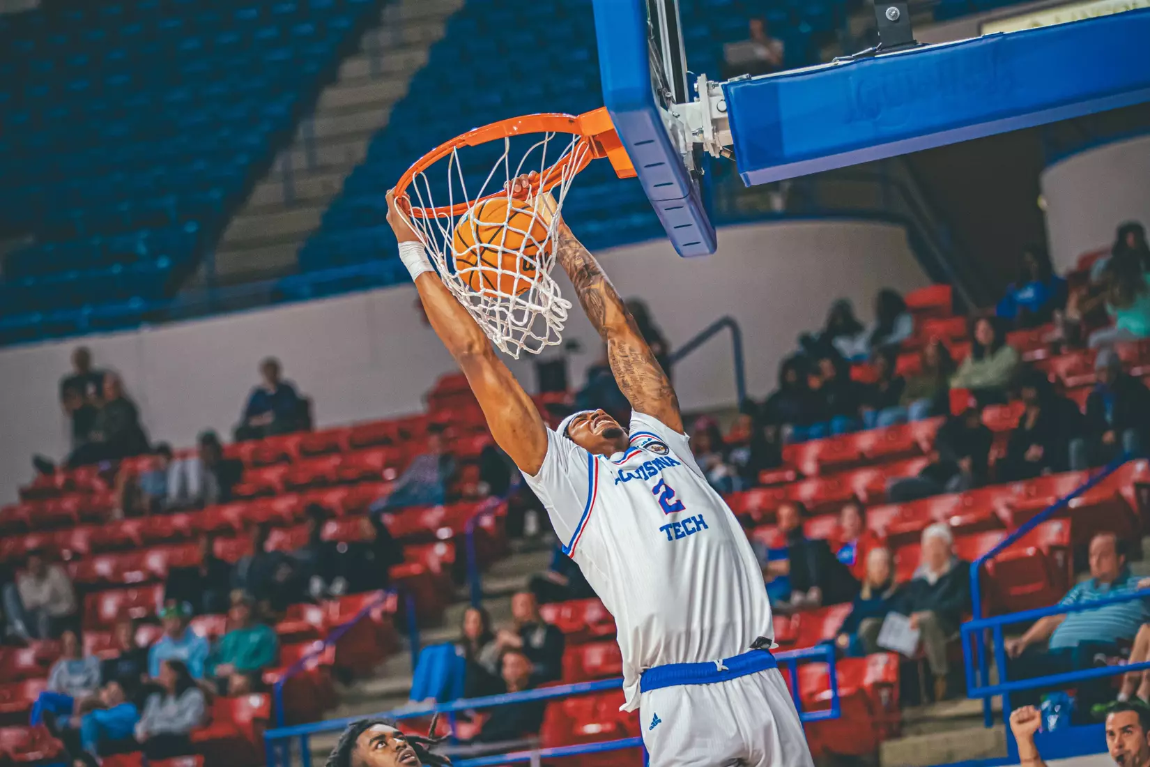 Bulldogs defeat Crusaders, 96-55
