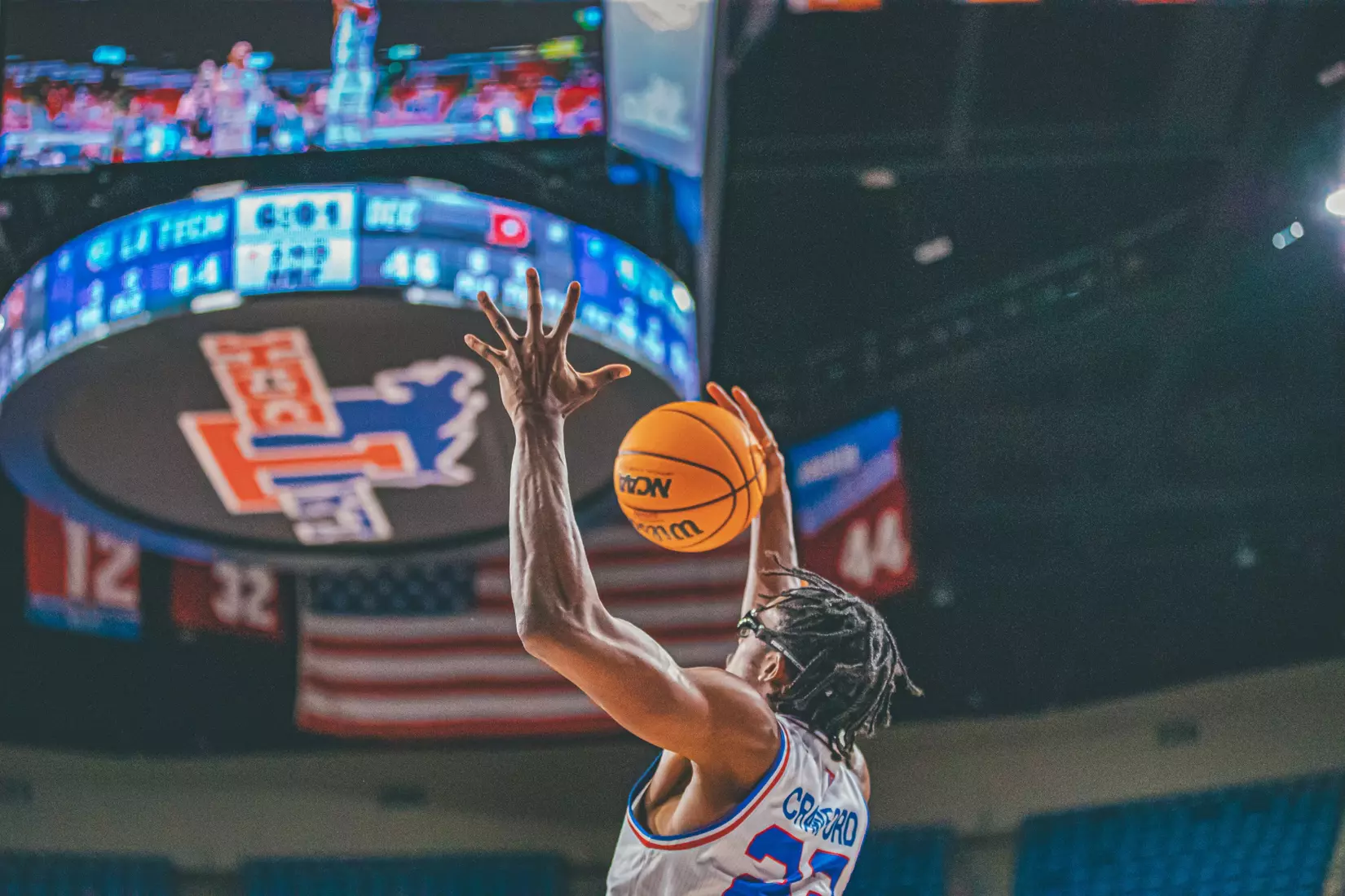 Bulldogs defeat Crusaders, 96-55