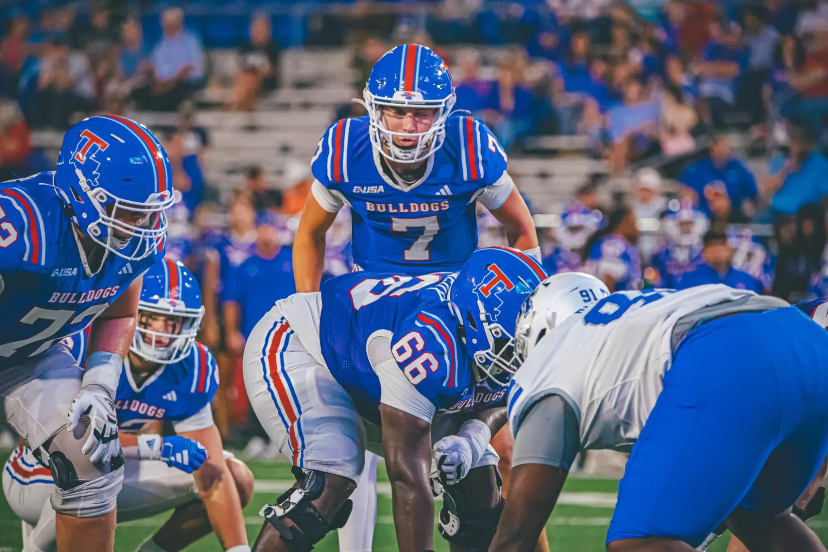 Bulldogs blowout Blue Raiders