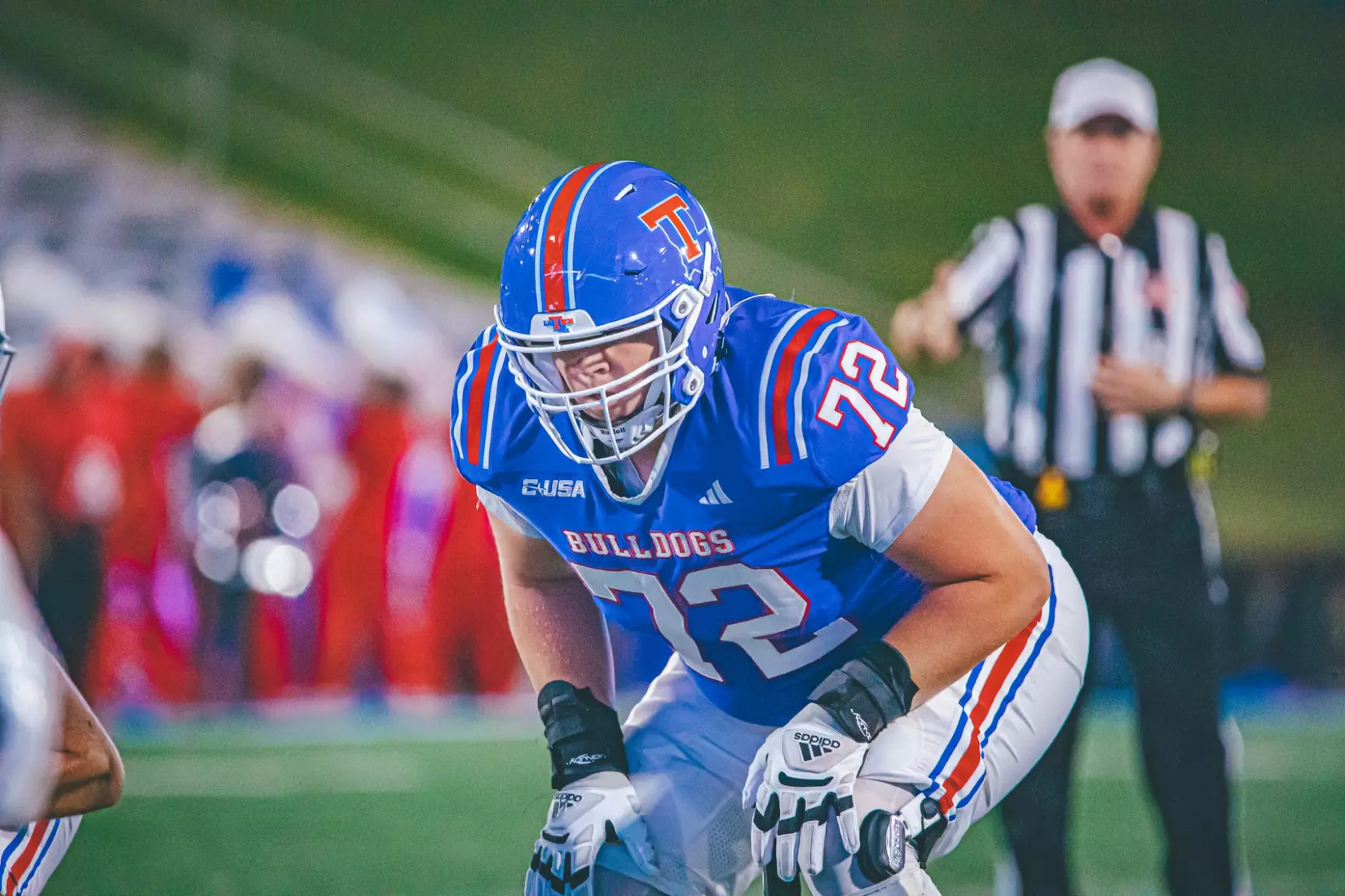 Bulldogs blowout Blue Raiders