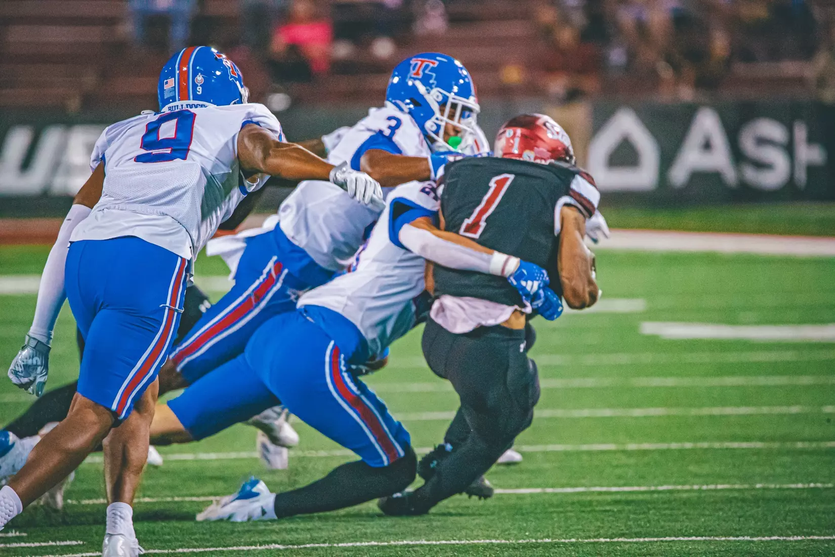 Bulldogs battled the Aggies in Las Cruces