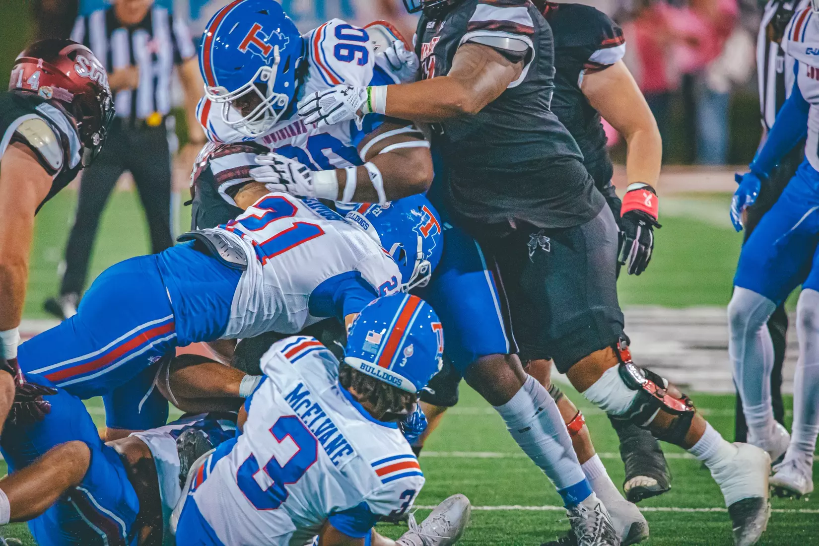 Bulldogs battled the Aggies in Las Cruces