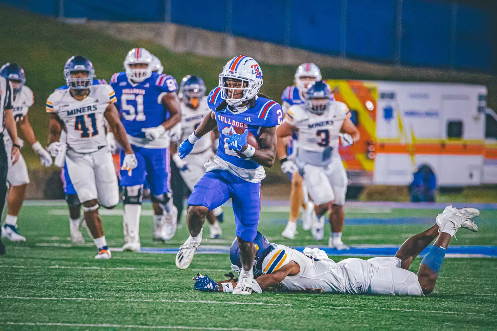 Bulldogs defeat Miners, 14-10, at Joe Aillet Stadium