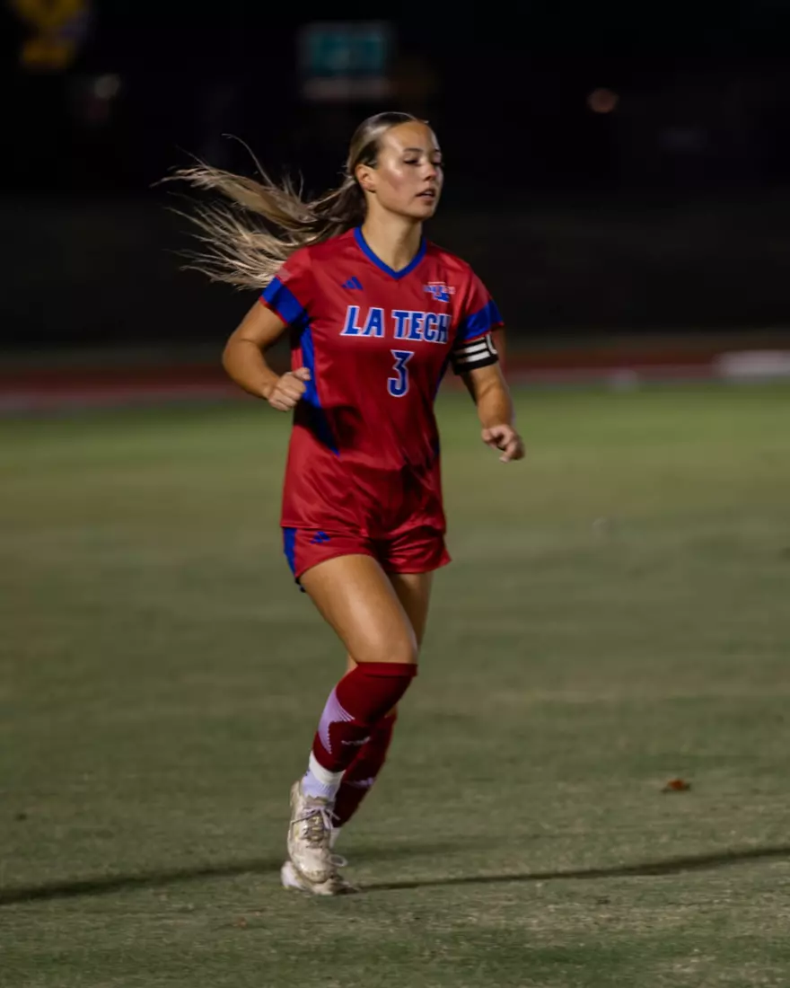 Bulldogs fall to Blue Raiders in season finale