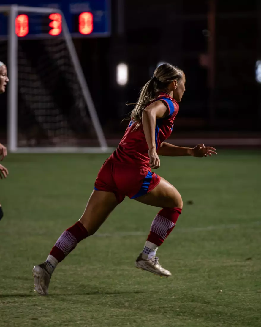 Bulldogs fall to Blue Raiders in season finale