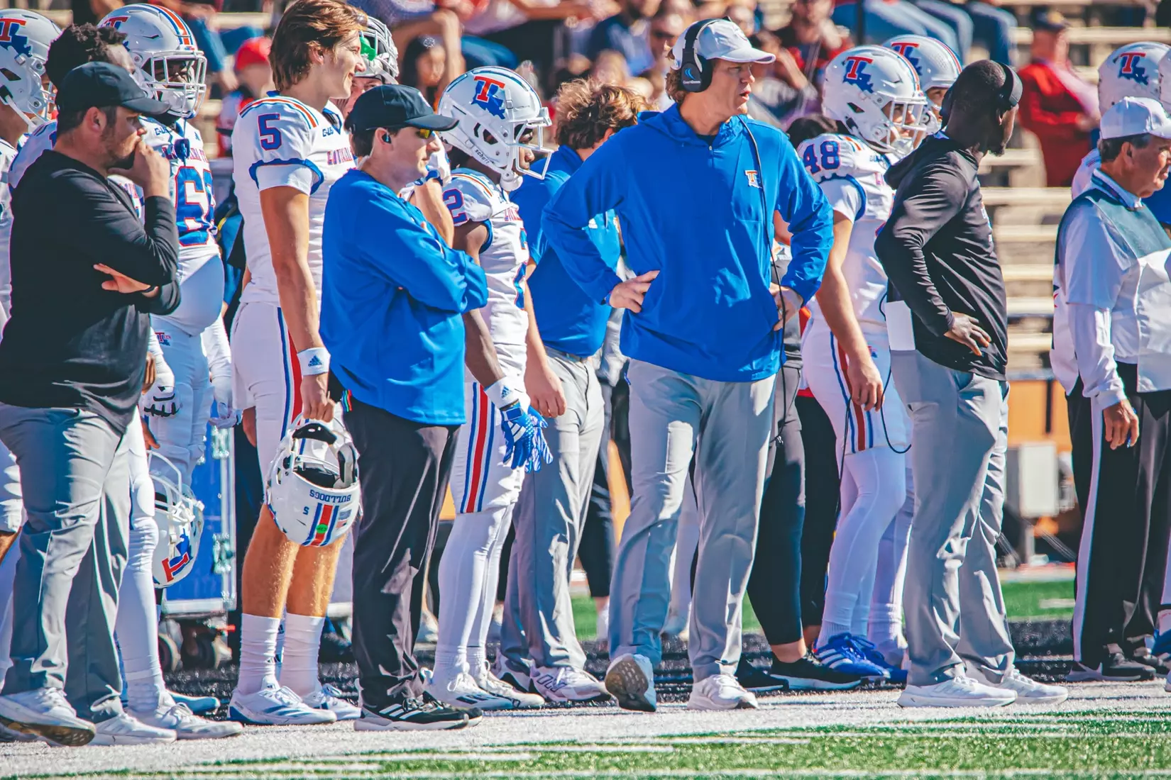 Bulldogs upset Hilltoppers in Bowling Green
