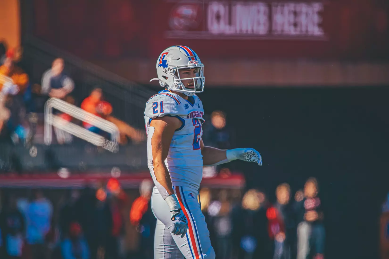 Bulldogs upset Hilltoppers in Bowling Green