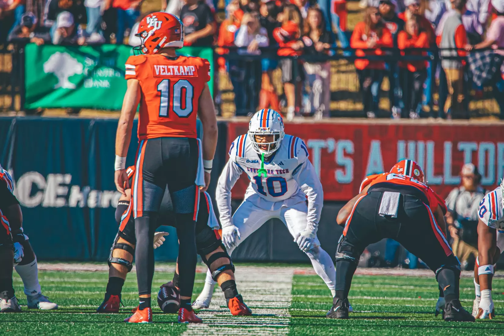 Bulldogs upset Hilltoppers in Bowling Green
