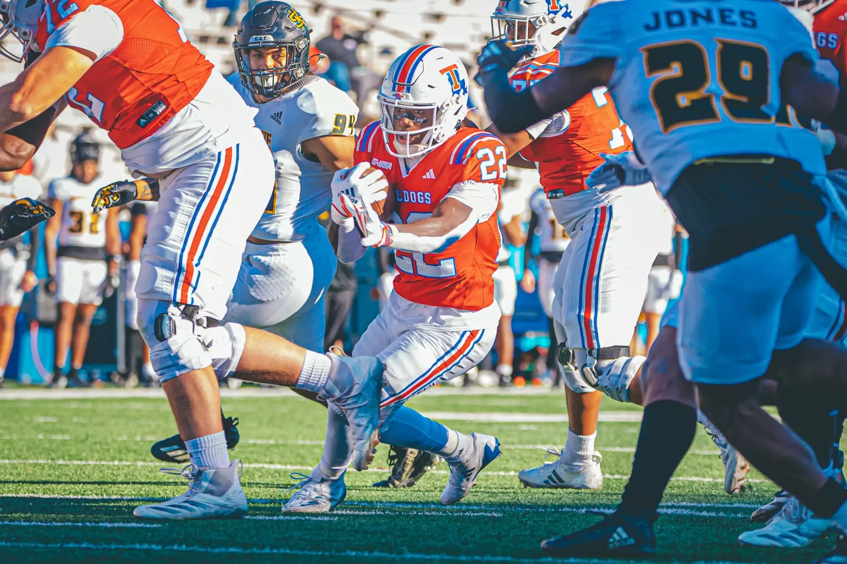 Bulldogs shutout Owls in season finale