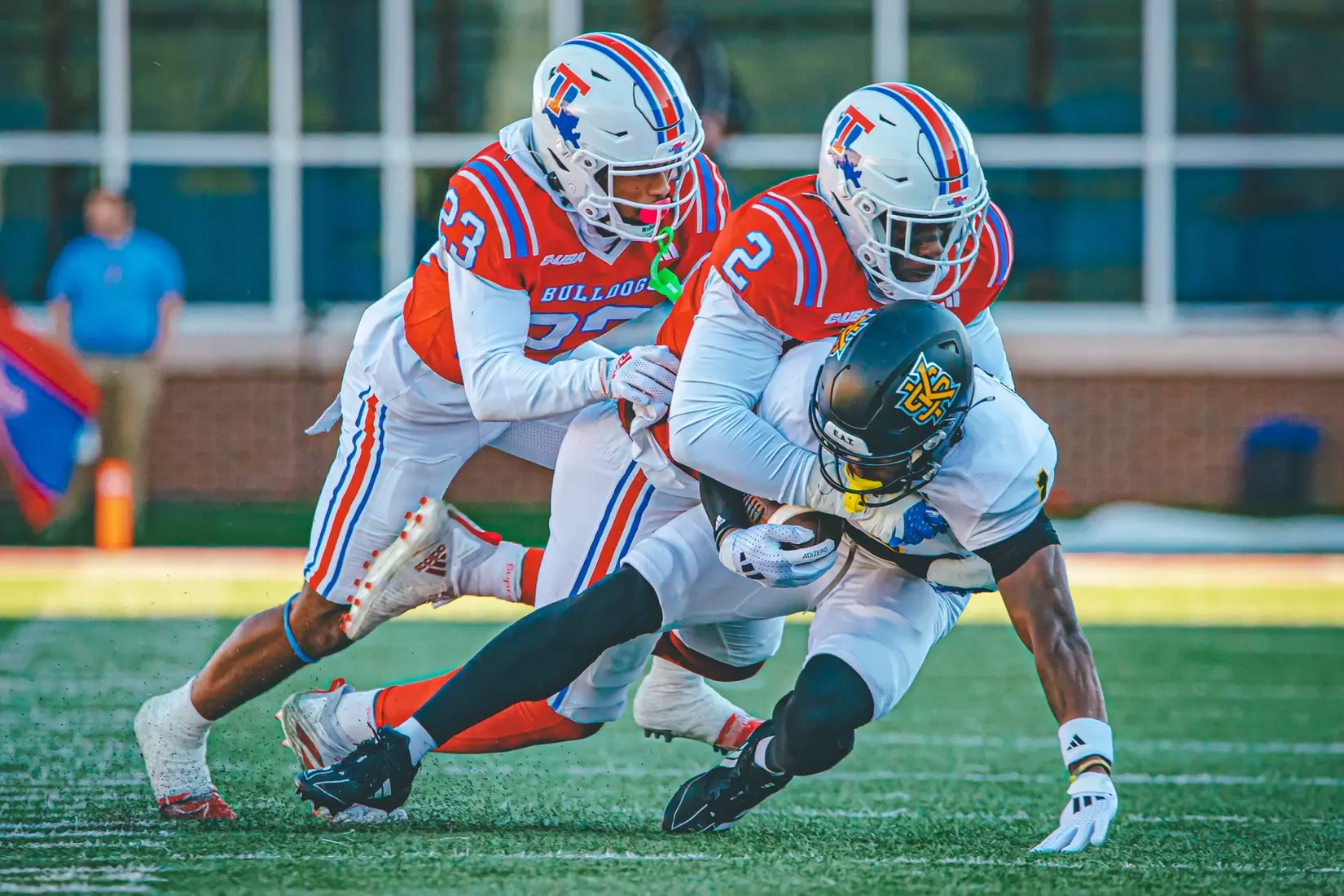 Bulldogs shutout Owls in season finale