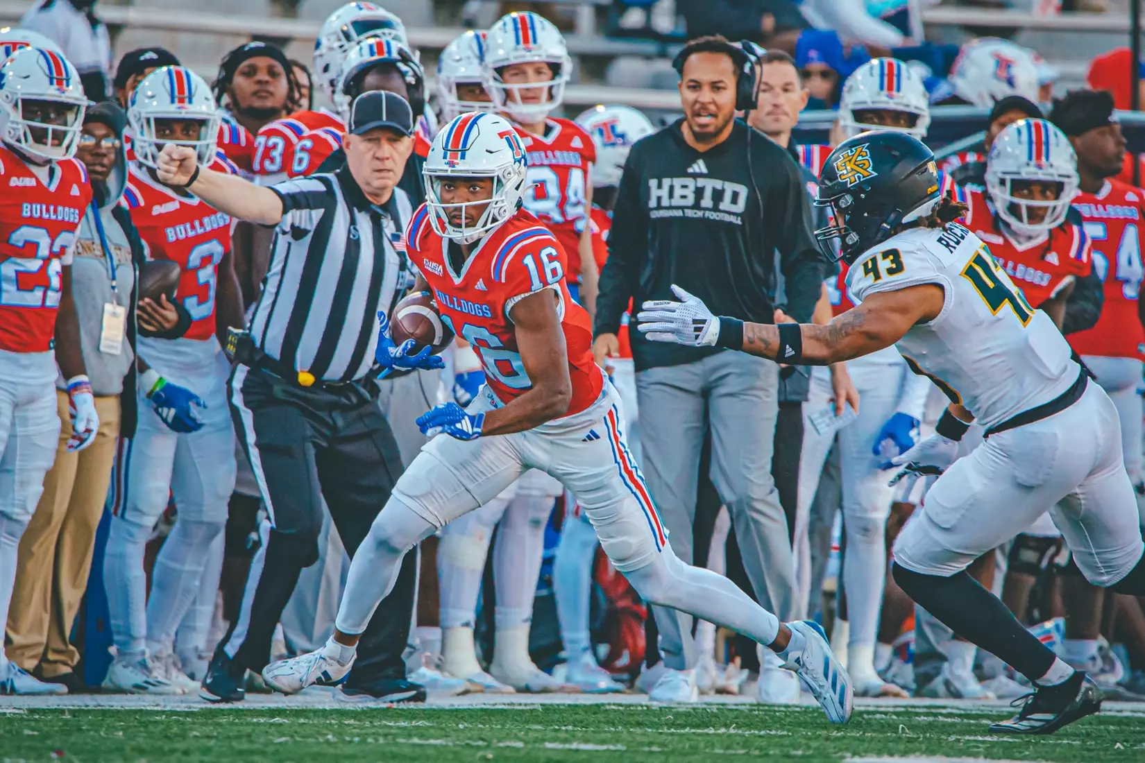 Bulldogs shutout Owls in season finale