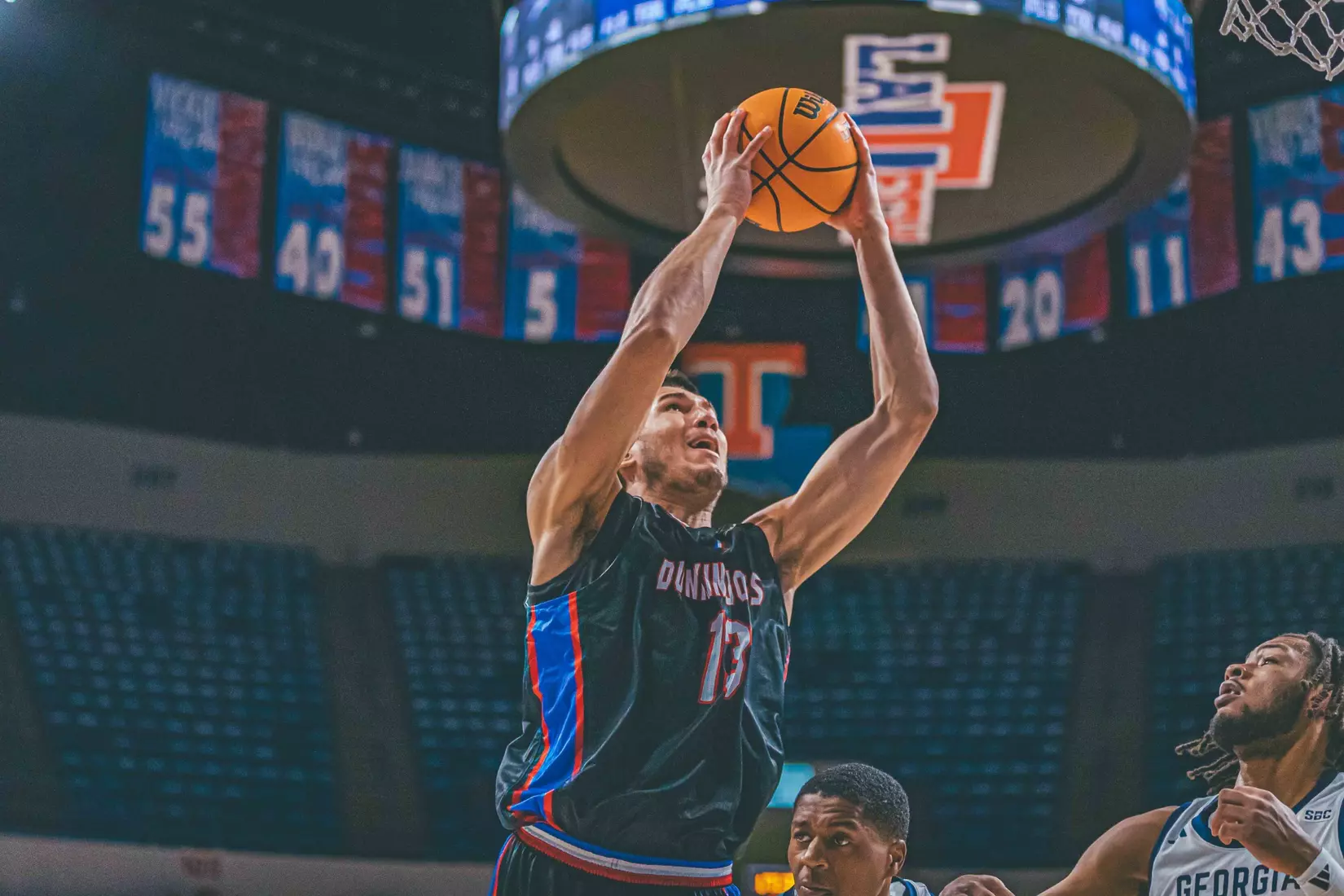 Bulldogs run away from Eagles in 77-63 victory
