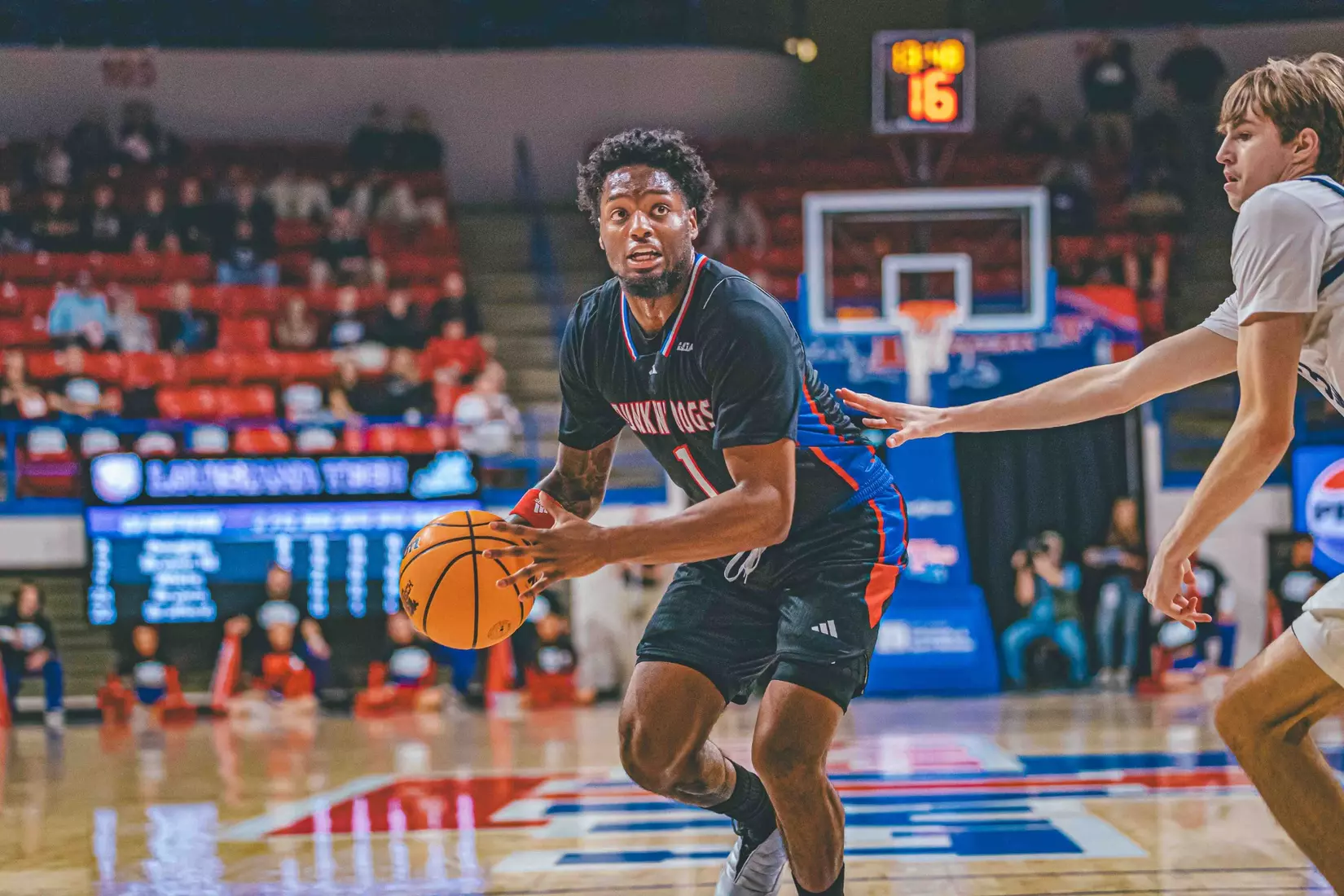 Bulldogs run away from Eagles in 77-63 victory