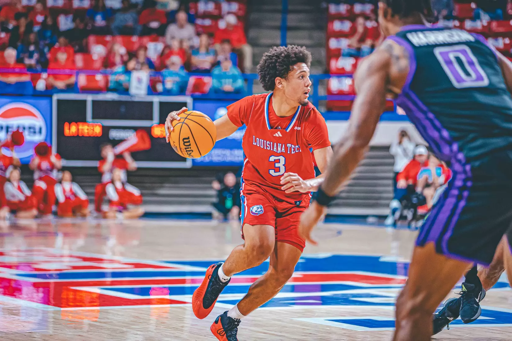 Bulldogs Take Down Lopes, 74-66