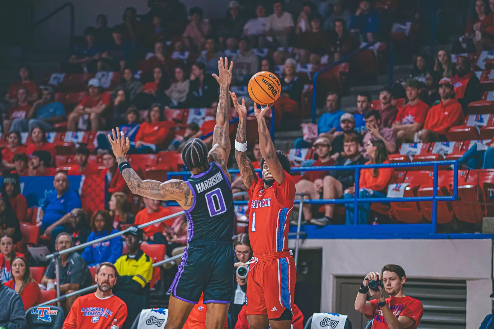Bulldogs Take Down Lopes, 74-66