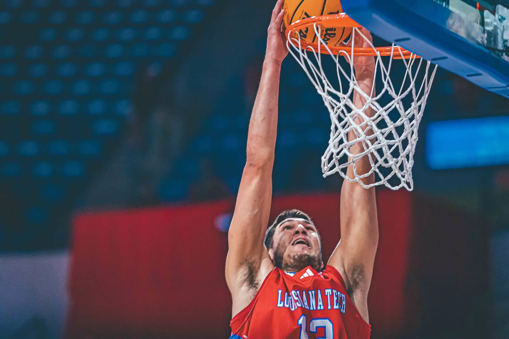 Bulldogs Take Down Lopes, 74-66