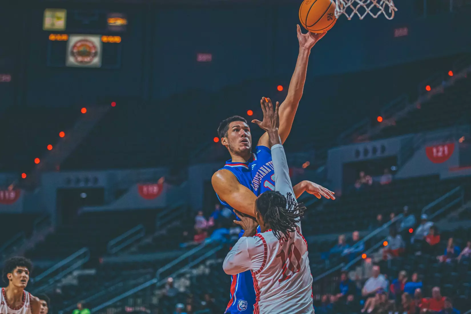 Bulldogs beat rival Cajuns, 69-58