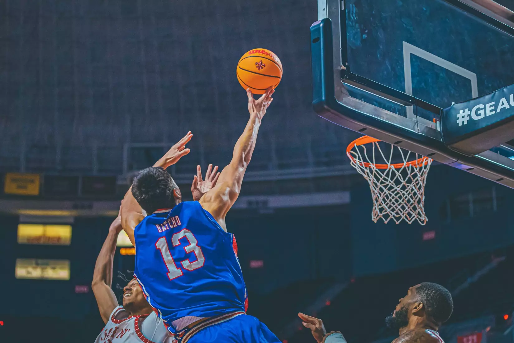 Bulldogs beat rival Cajuns, 69-58