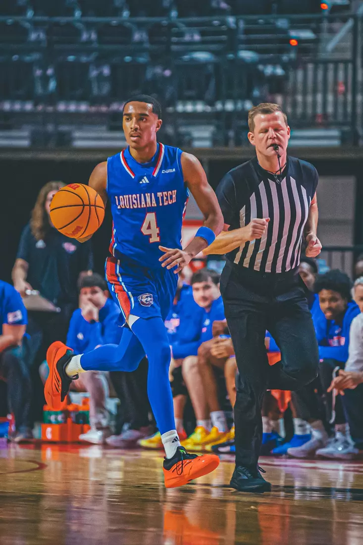 Bulldogs beat rival Cajuns, 69-58