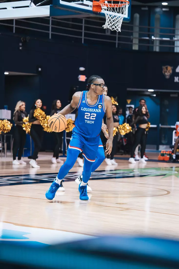Bulldogs dominate Panthers