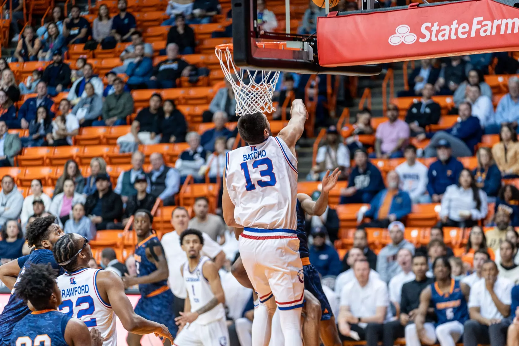 Bulldogs down Miners, 65-59