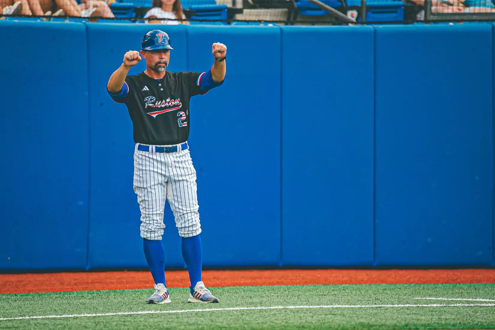 Bulldogs finish off Blue Raiders to open CUSA Baseball Championship