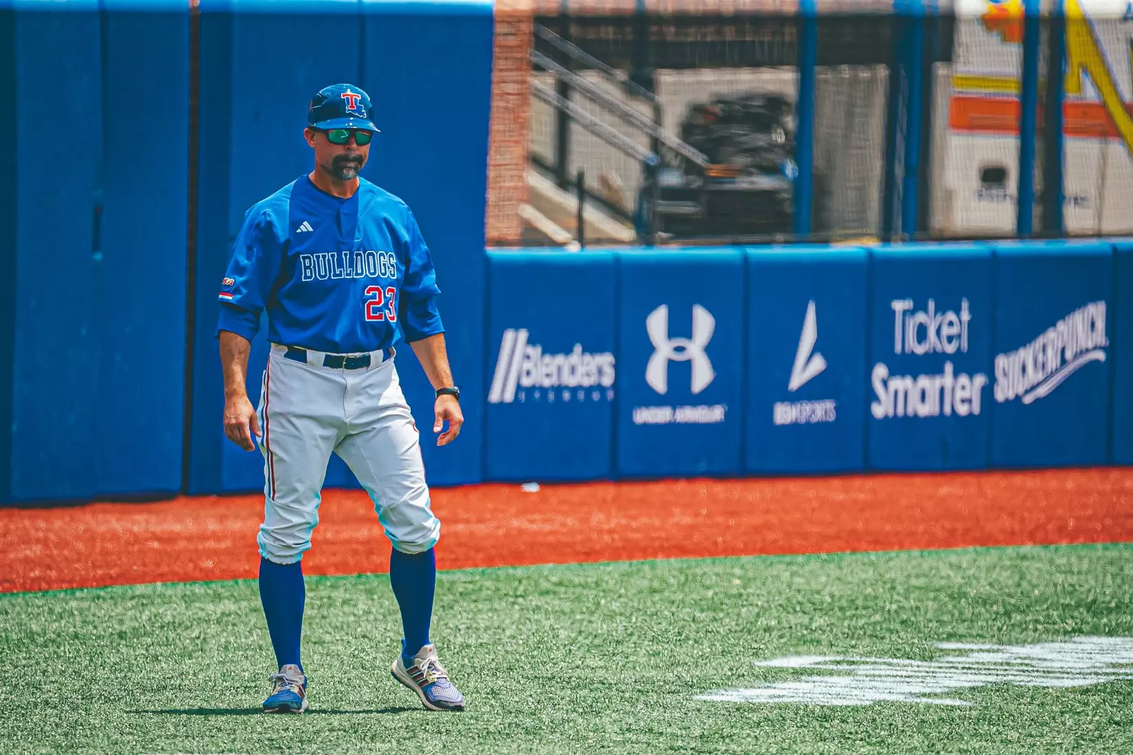 Bulldogs fall to Flames, 6-2