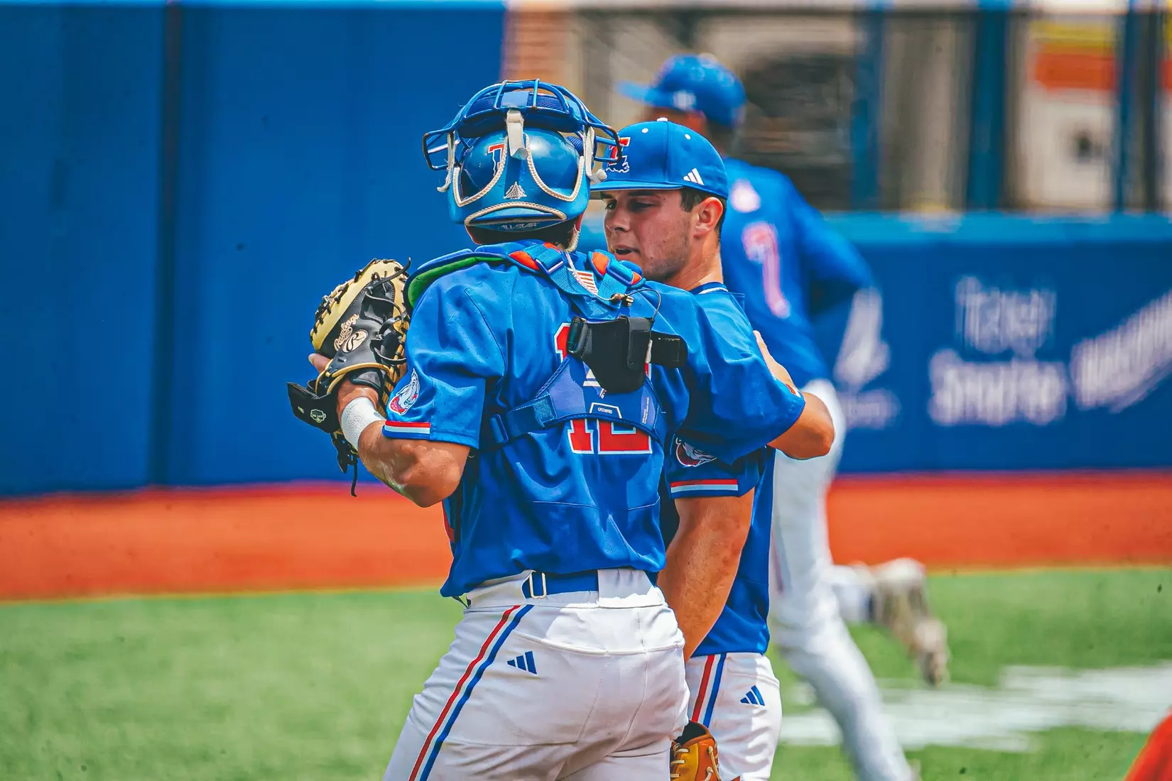 Bulldogs fall to Flames, 6-2
