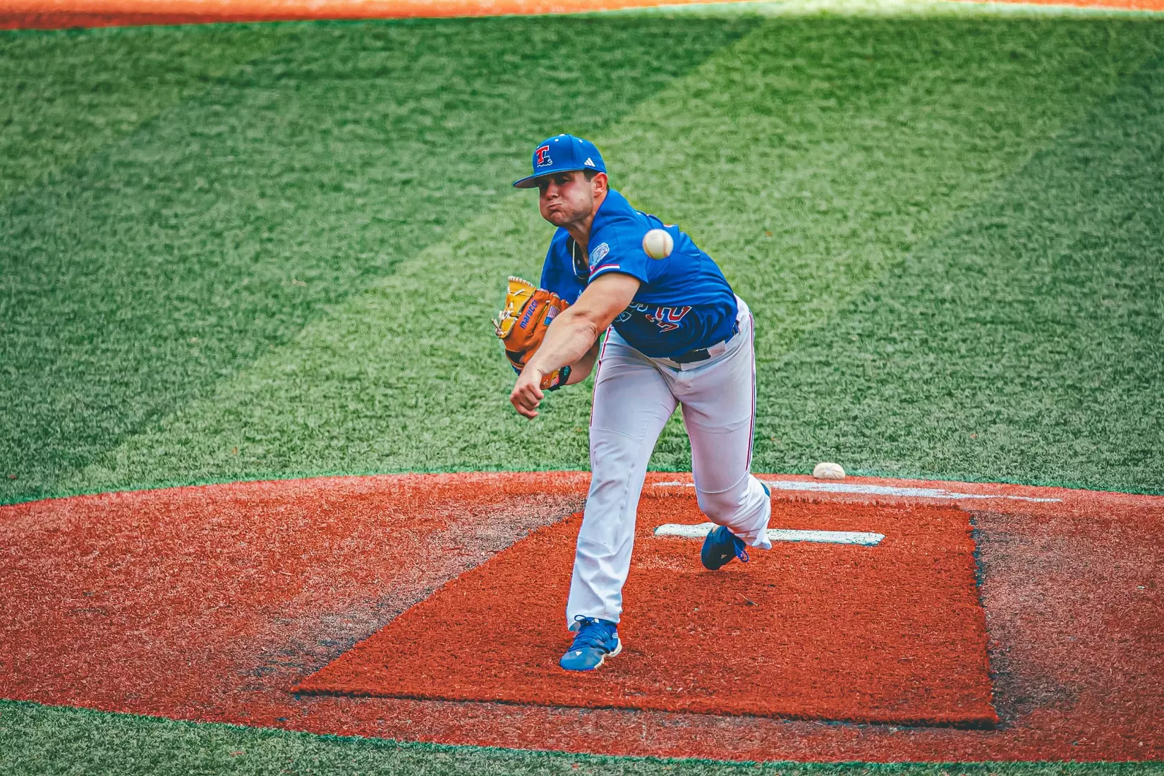 Bulldogs fall to Flames, 6-2