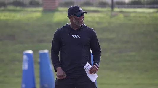 Assistant coach Jeff Burris