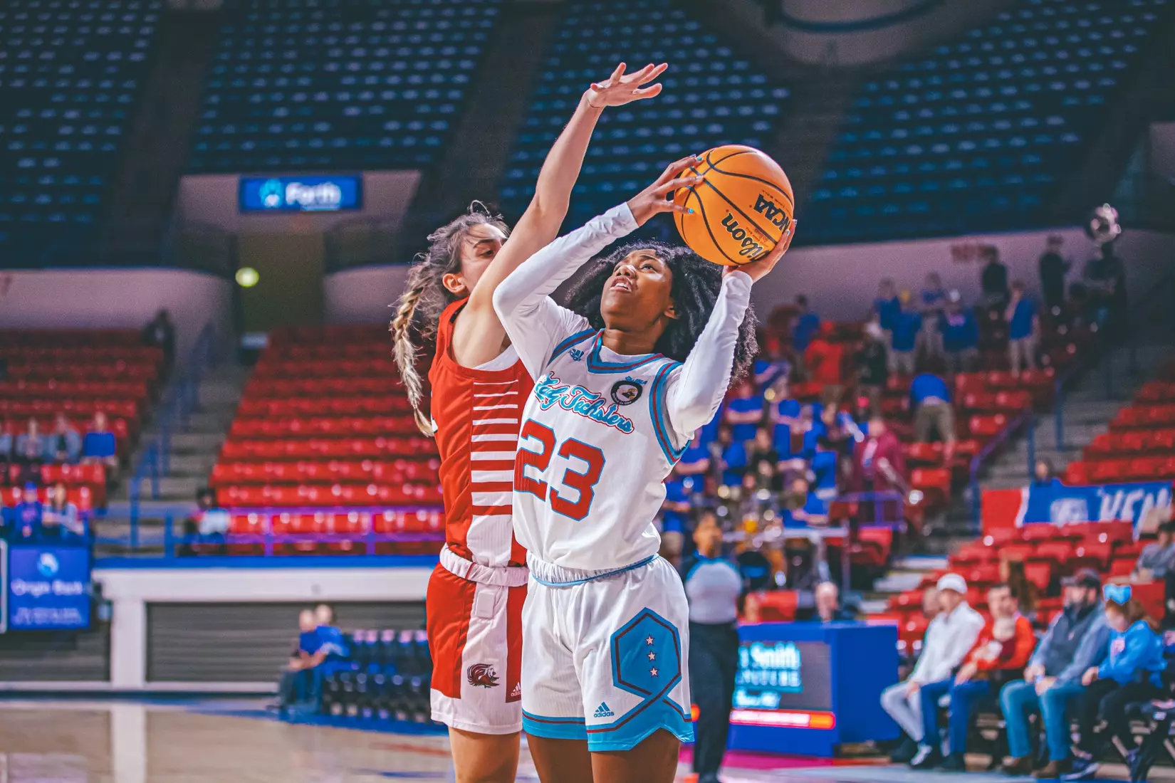 Fourth quarter surge propels Lady Techsters over Gamecocks, 80-73