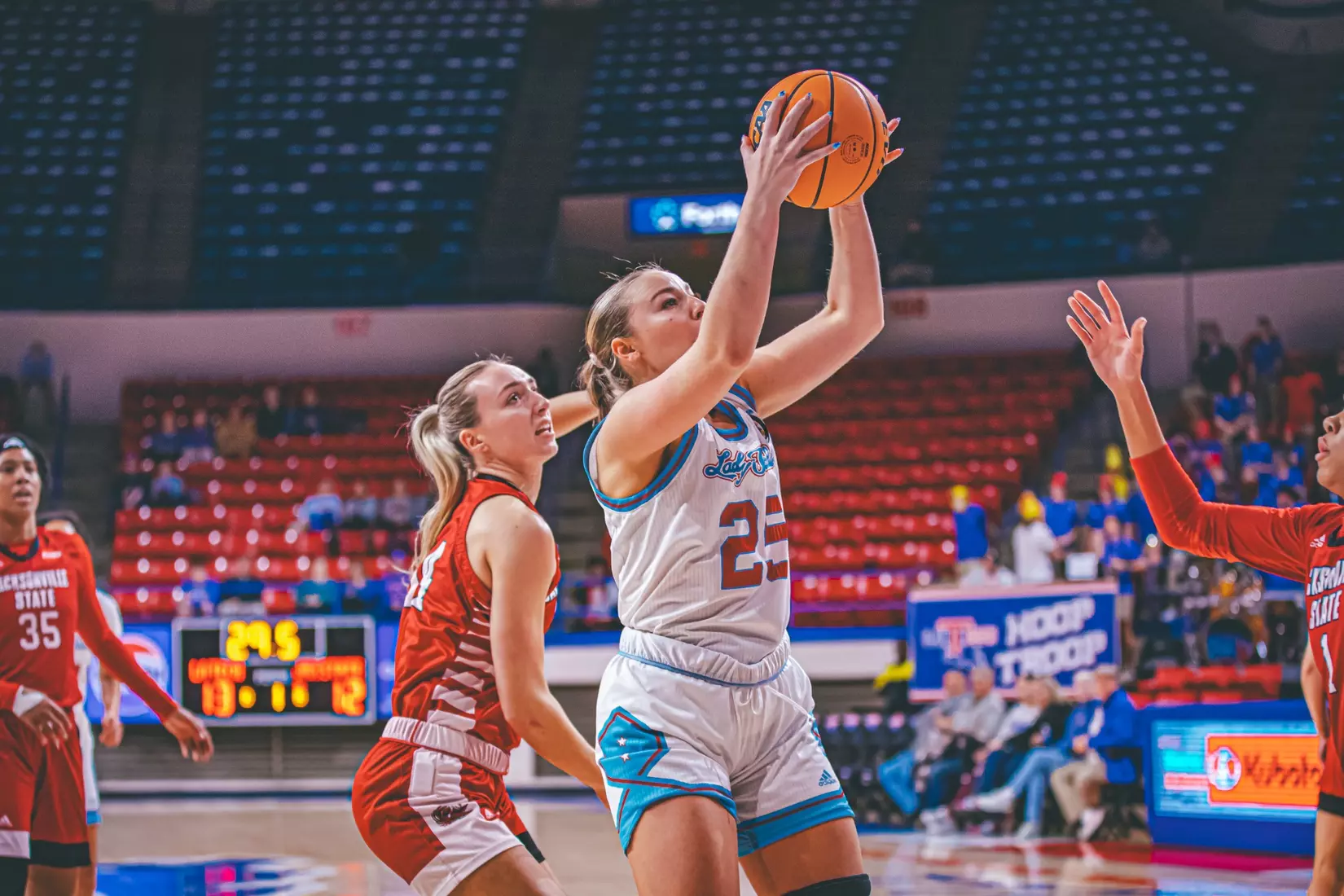 Fourth quarter surge propels Lady Techsters over Gamecocks, 80-73