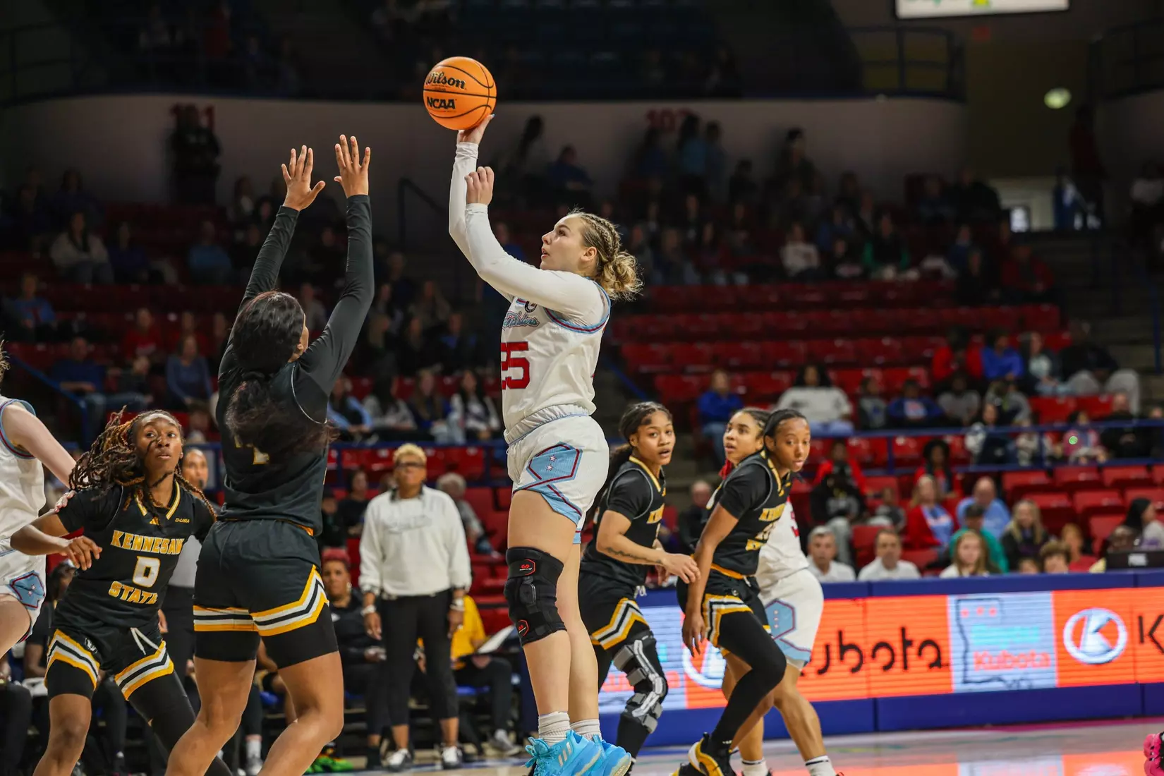LA Tech beats Kennesaw State, 83-71