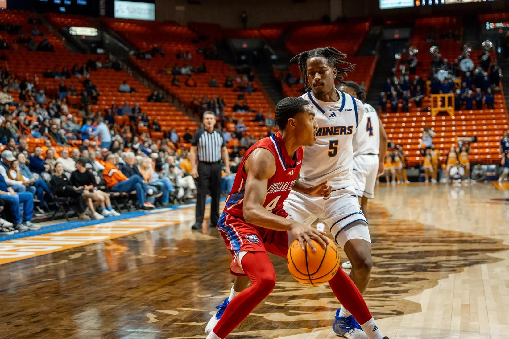 Bulldogs fall to Miners in CUSA opener