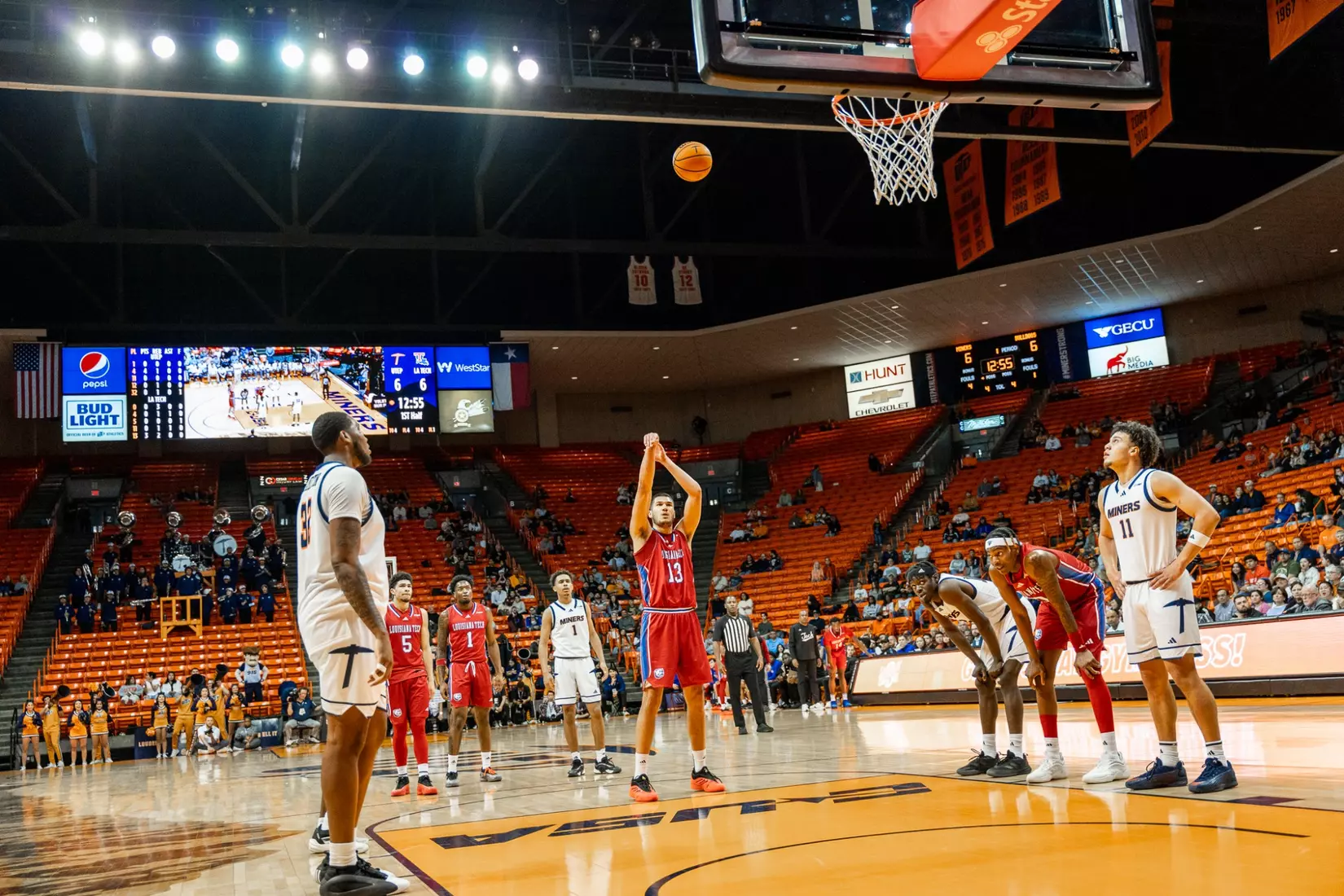 Bulldogs fall to Miners in CUSA opener