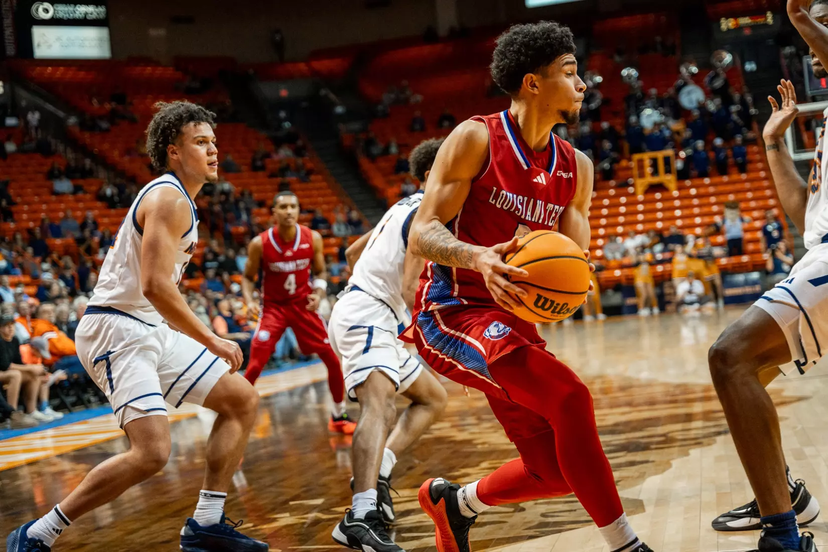 Bulldogs fall to Miners in CUSA opener