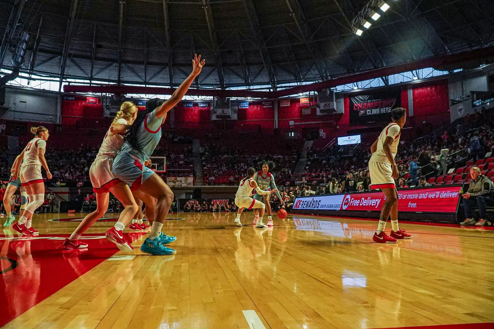 LA Tech falls to WKU, 69-61