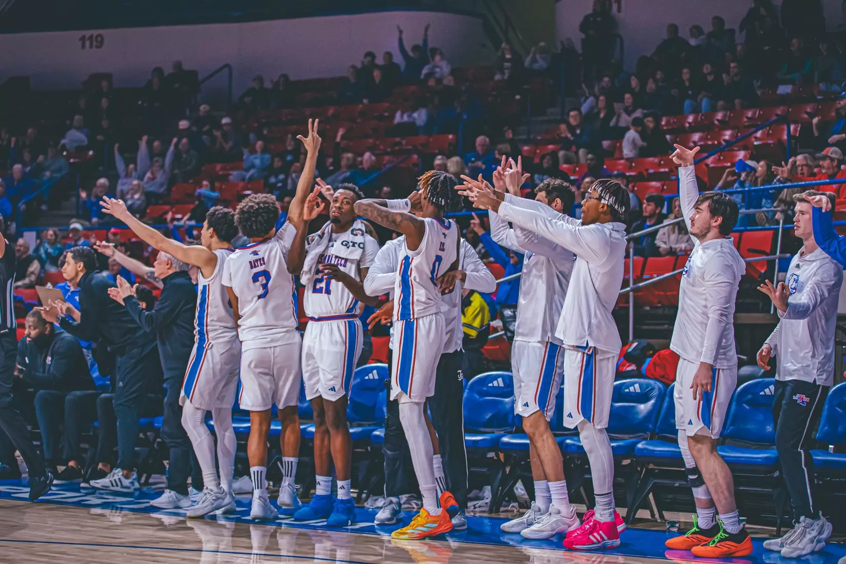 Bulldogs protect home court with 77-67 win over Hilltoppers
