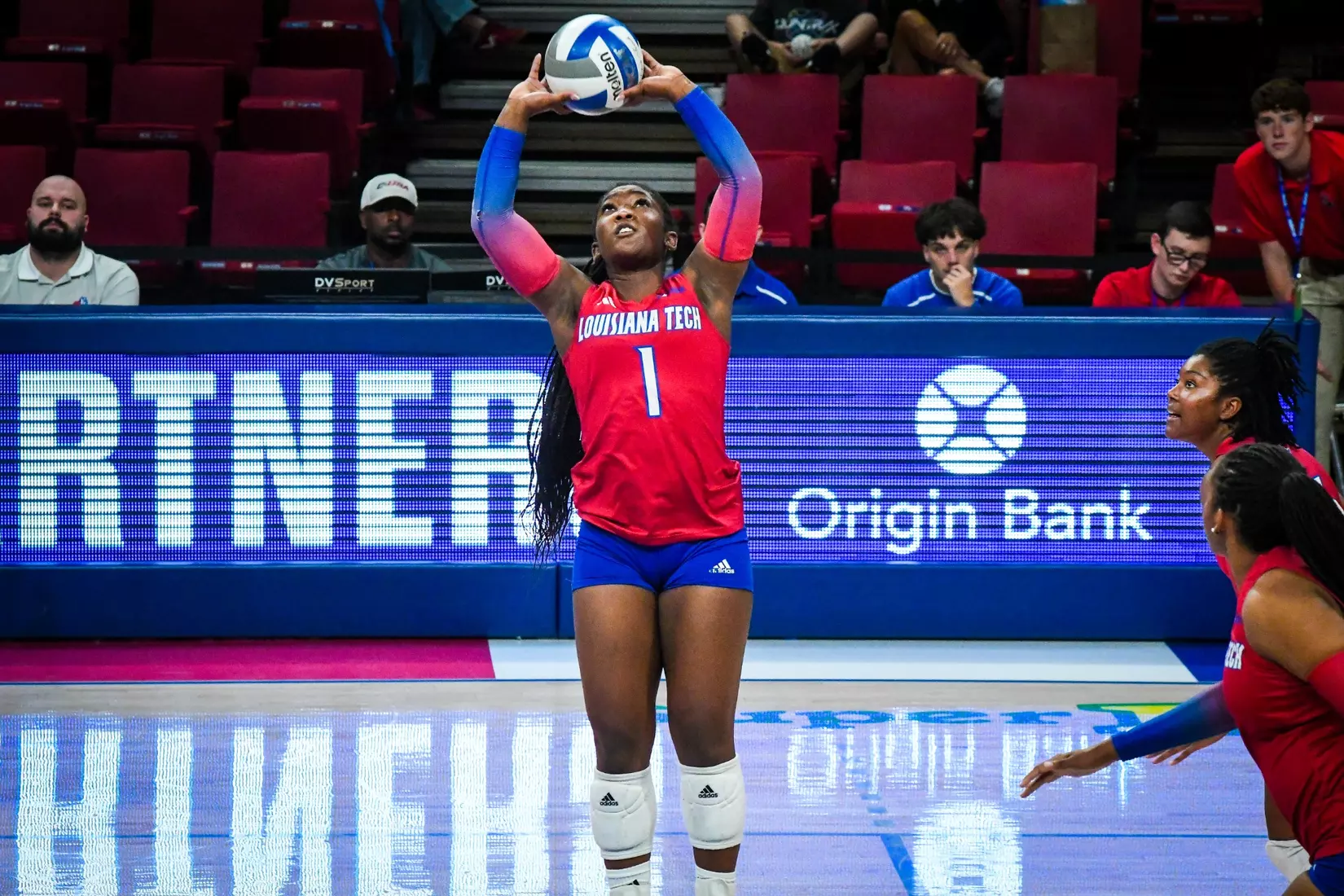 Bulldogs fall in straight sets to the Hilltoppers on Saturday afternoon