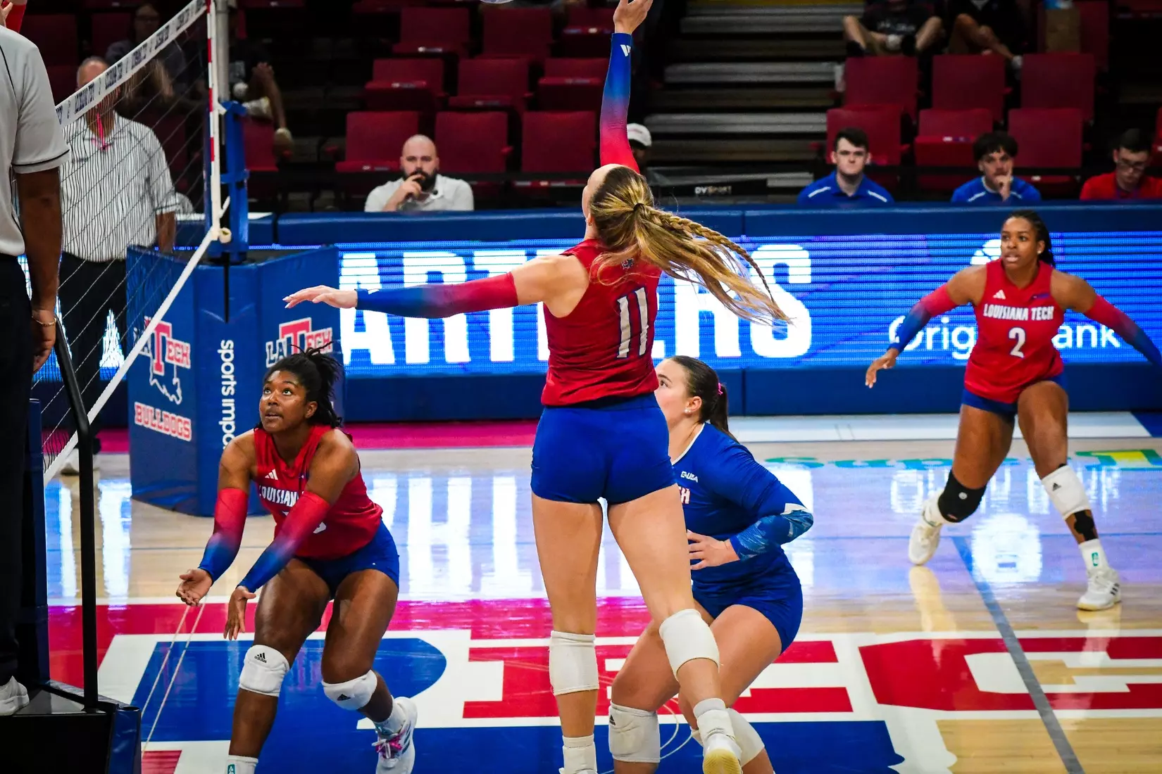 Bulldogs fall in straight sets to the Hilltoppers on Saturday afternoon
