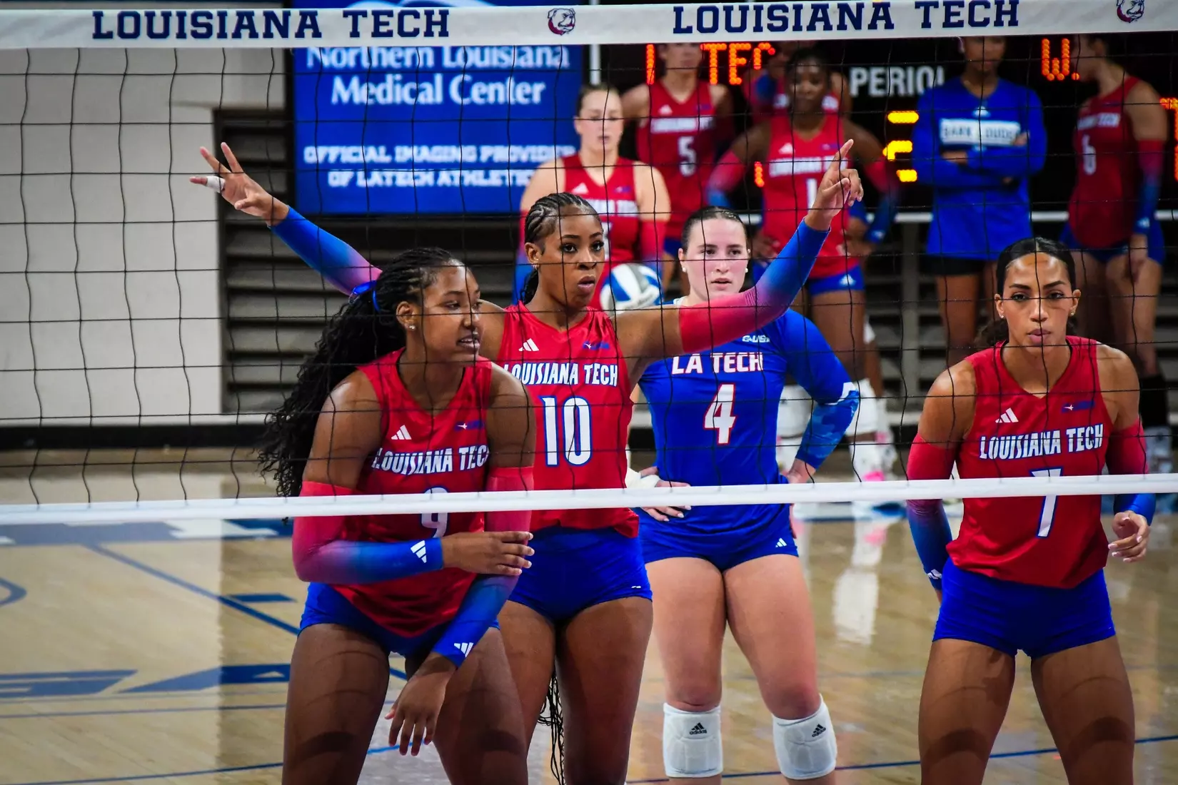 Bulldogs fall in straight sets to the Hilltoppers on Saturday afternoon