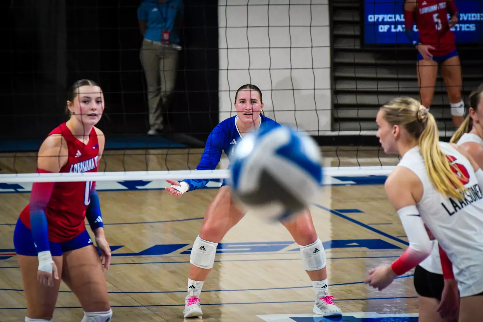 Bulldogs fall in straight sets to the Hilltoppers on Saturday afternoon