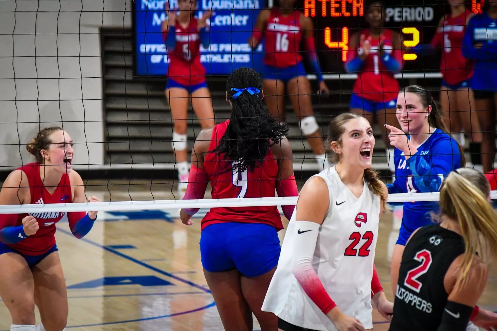 Bulldogs fall in straight sets to the Hilltoppers on Saturday afternoon