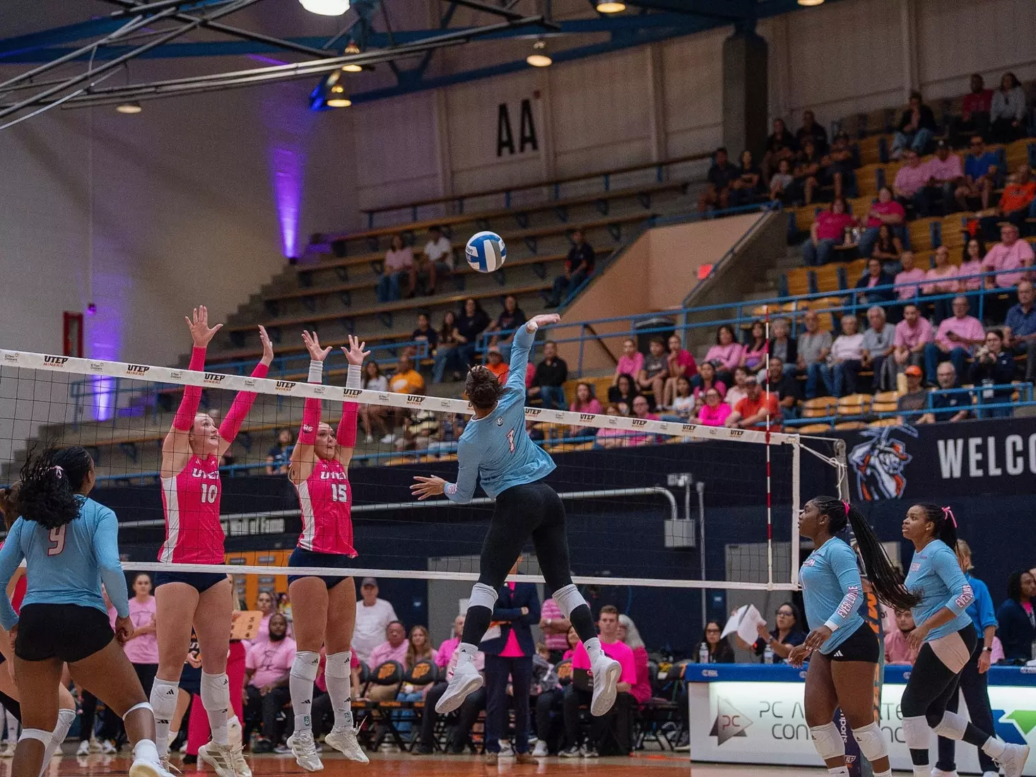 Bulldogs fall to the Miners 3-1 on Saturday in El Paso