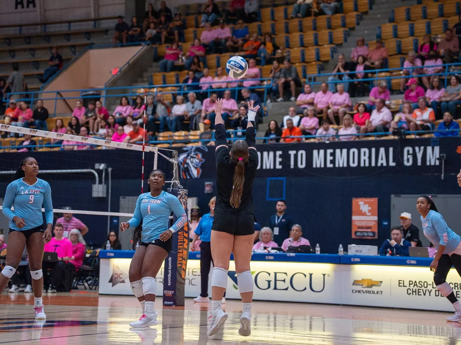 Bulldogs fall to the Miners 3-1 on Saturday in El Paso