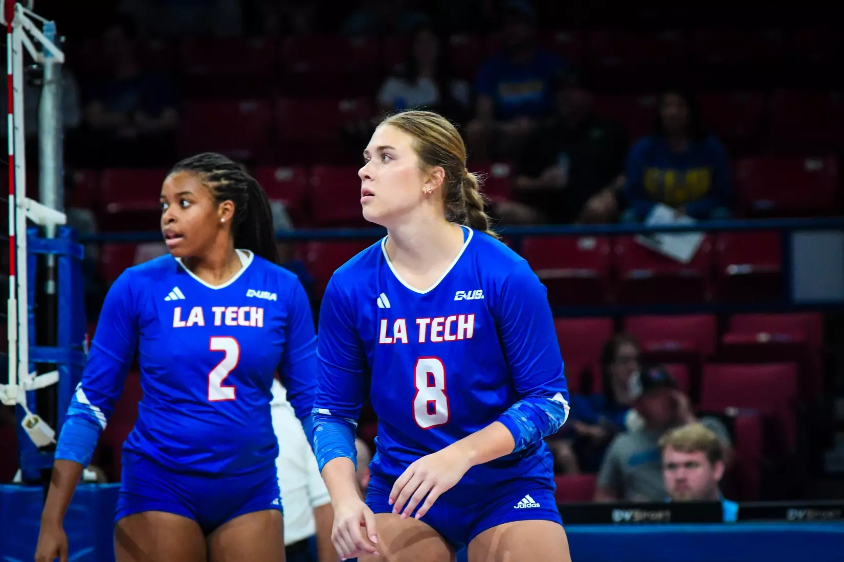 Bulldogs come up short on Friday night in back-and-forth match versus Blue Hens inside the Thomas Assembly Center