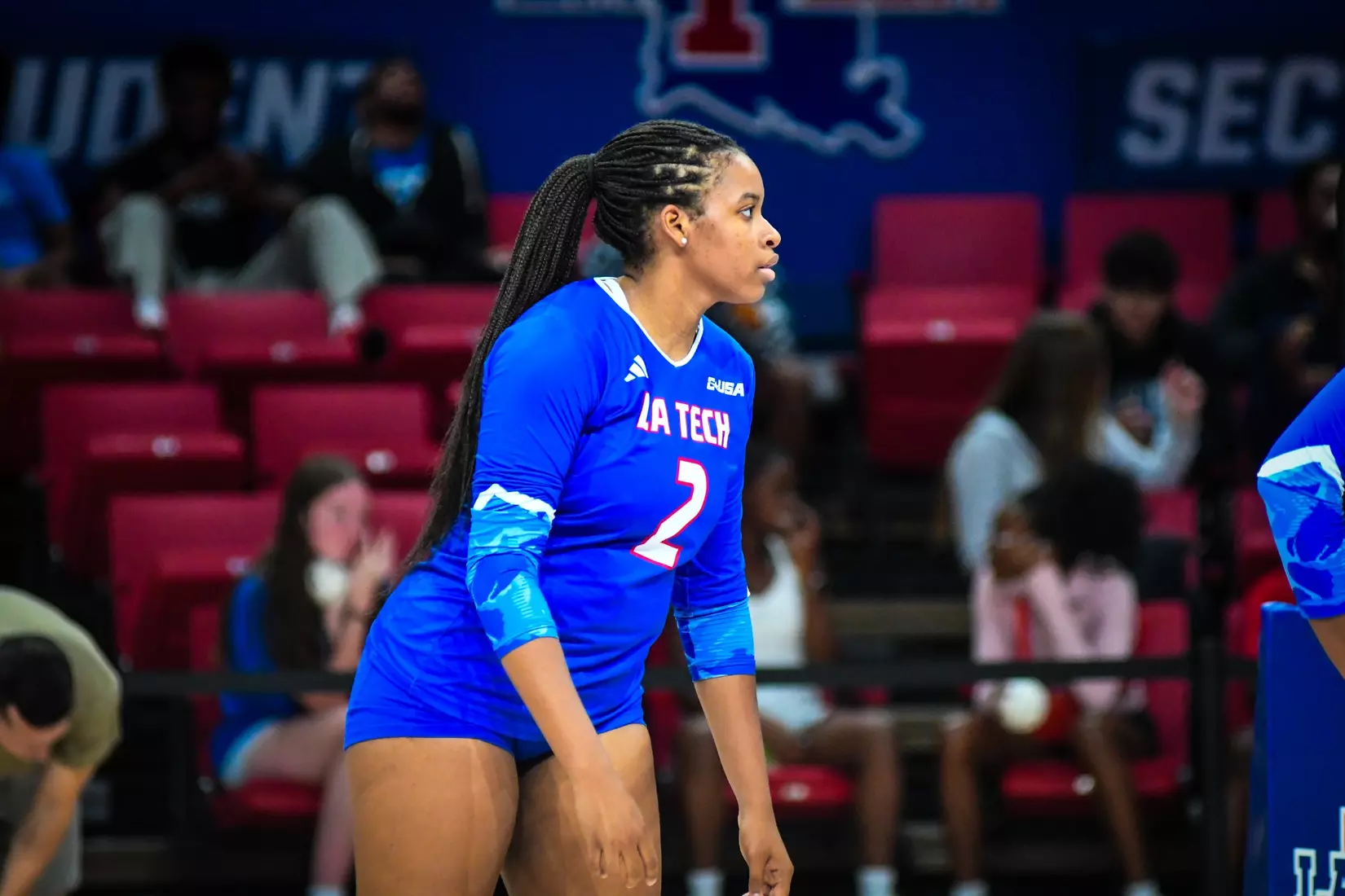 Bulldogs come up short on Friday night in back-and-forth match versus Blue Hens inside the Thomas Assembly Center